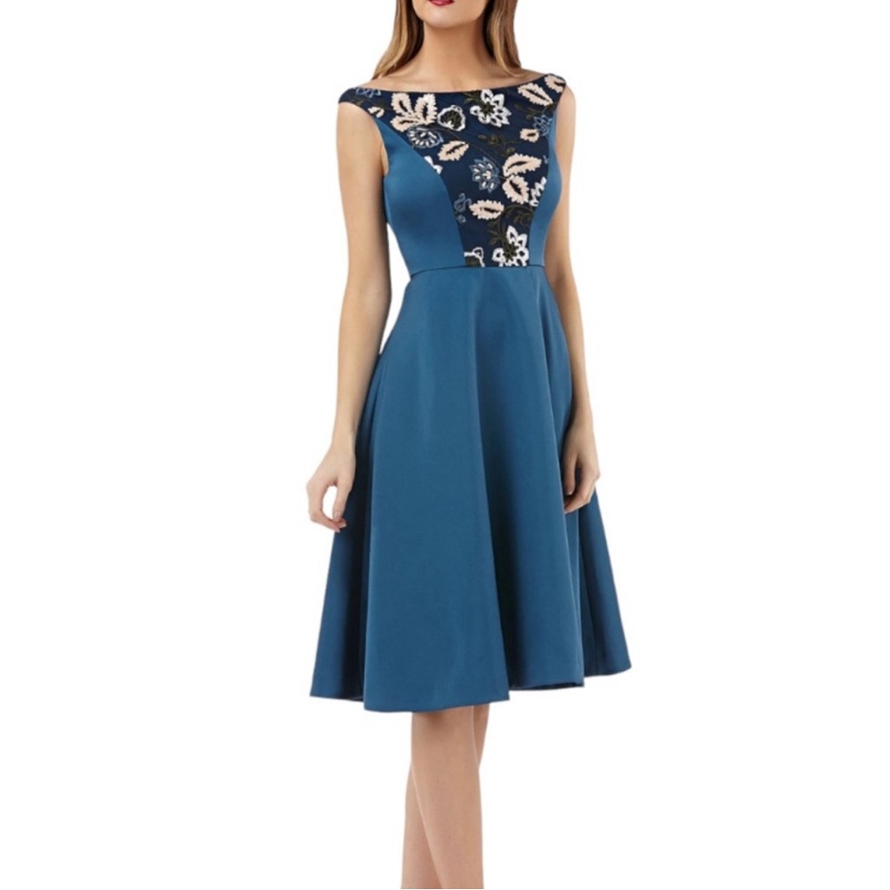 Kay Unger embroidered sequin fit & flare dress size 6